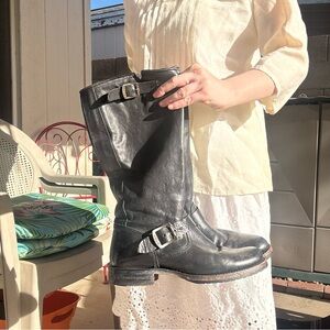 FRYE AND CO. Black Leather Moto Boots